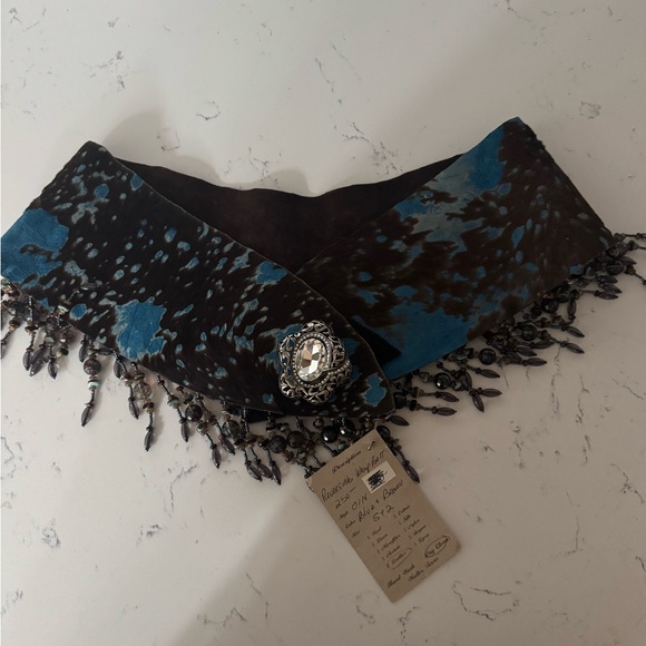 Pat Dahnke Hand painted Cowhide Brown and Blue leather Beaded Belt - Picture 4 of 9
